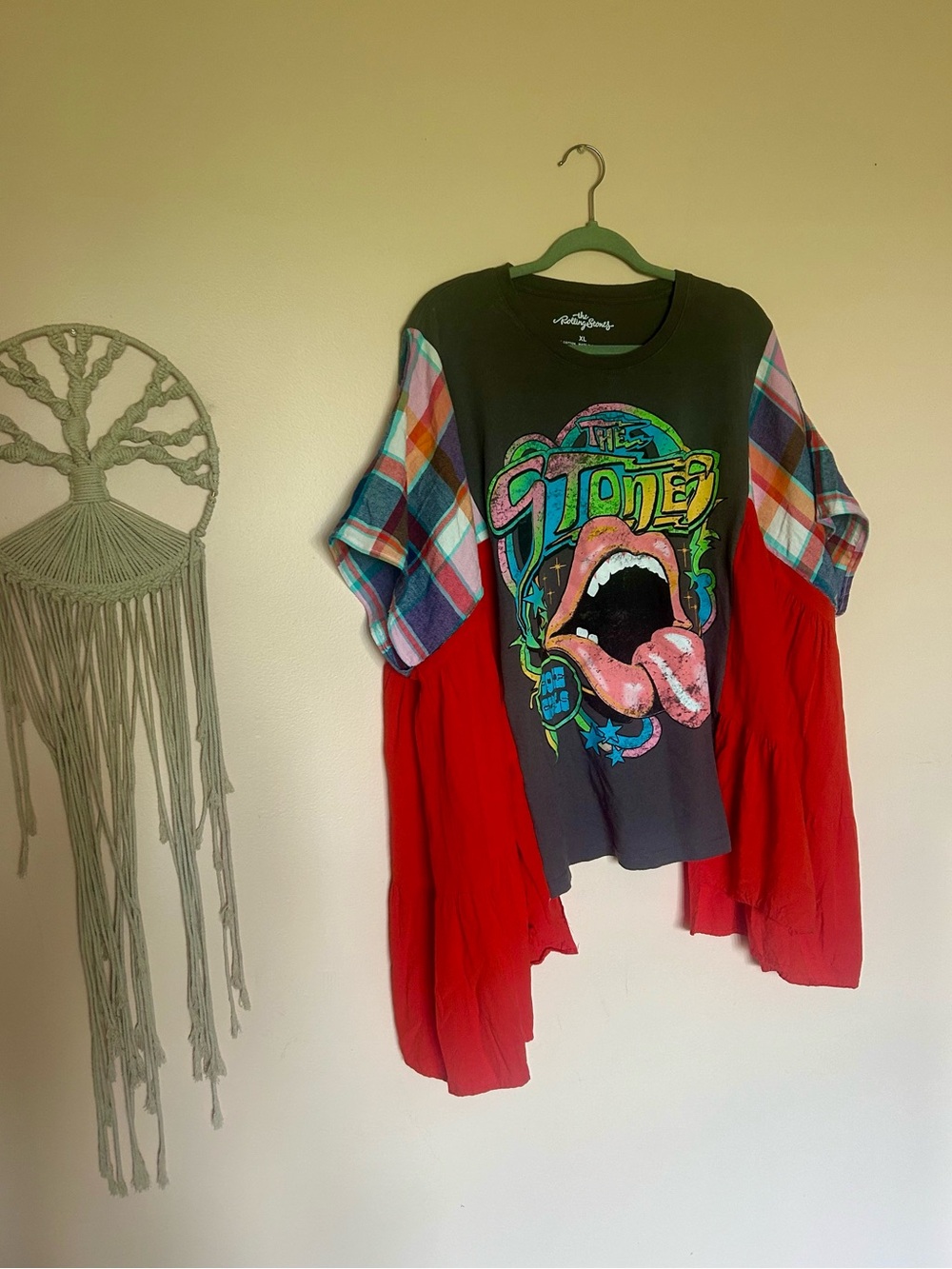 Upcycled Rolling Stones Box Top
